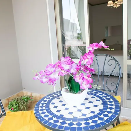 Affitta The Queen 3*