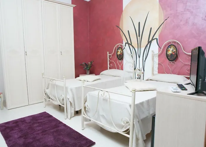 Affitta The Queen Couette-café