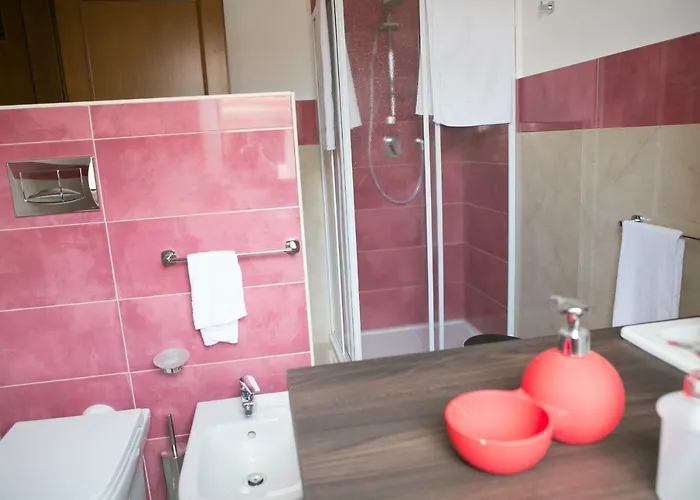 Couette-café Affitta The Queen Ispica